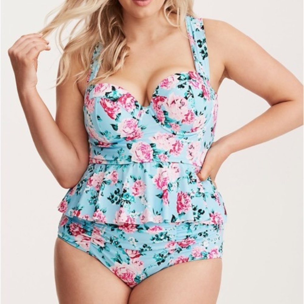 TORRID FLORAL PRINT PEPLUM TANKINI TOP